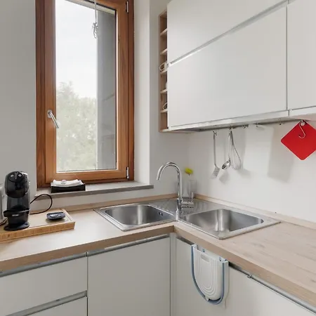 Apartamento Guesthost - Milano 2 Bright