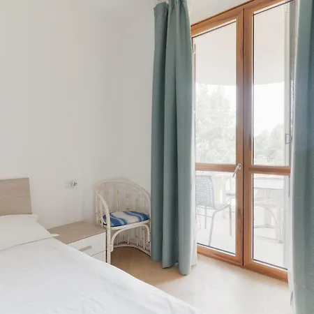Apartamento Guesthost - Milano 2 Bright *