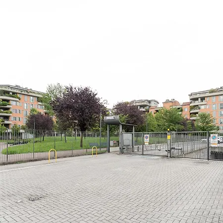 Apartamento Guesthost - Milano 2 Bright *